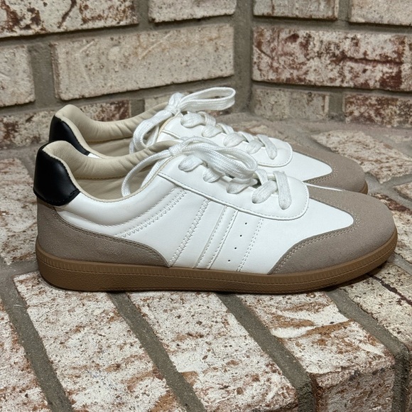 Madden Girl Striker White and Taupe Retro Runner Sneakers Casual - Picture 2 of 11